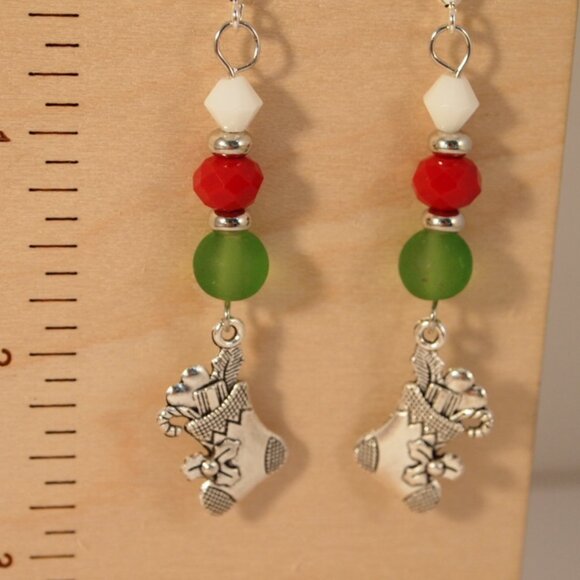 Stocking Earrings Christmas Dangle Pierced or Clip-on Earrings Silver Earrings - Picture 5 of 6